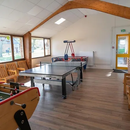 Normandie Les Roses For 4 Persons Holiday home *